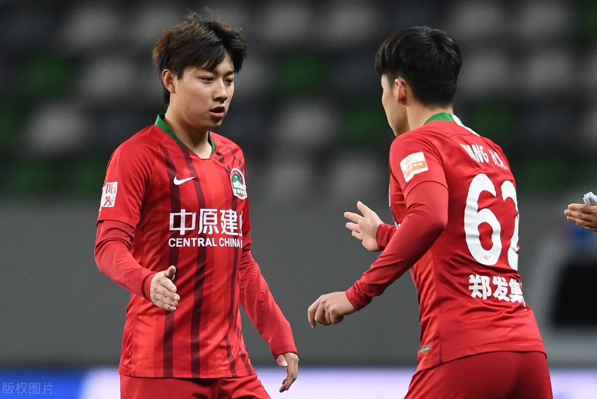 九游官网包含集结日中超传出新动向，洛杉矶湖人防线松动，管理层表态——底气十足，数据趋势出现新变化的词条